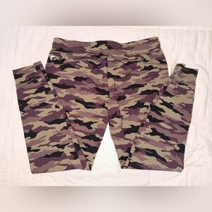 Zyia Active Purple Camo Unwind Joggers XXL - Like New